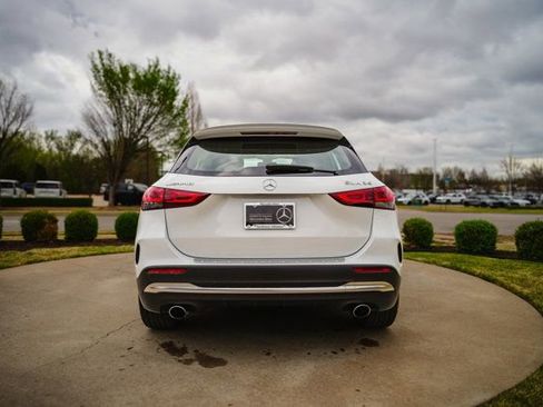 Certified 2022 Mercedes-Benz GLA 35 AMG 4MATIC image 11