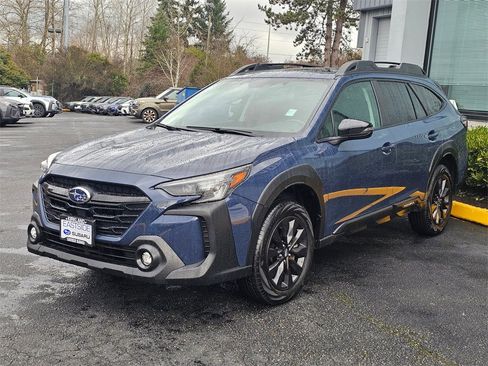 Certified 2025 Subaru Outback Onyx Edition image 3