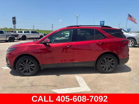 Used 2022 Chevrolet Equinox RS w/ RS Leather Package FWD image 3