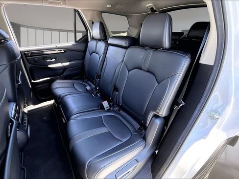 Used 2025 Honda Pilot EX-L image 20