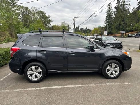 Used 2014 Subaru Forester 2.5i Limited AWD/4WD image 4