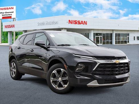 Used 2024 Chevrolet Blazer LT w/ Convenience Package FWD image 1