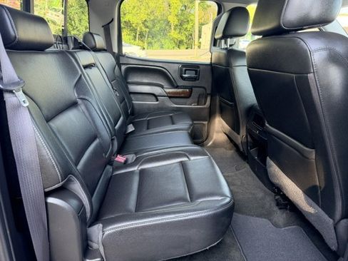 Used 2017 GMC Sierra 1500 SLT RWD image 17
