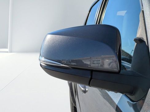 Used 2022 Toyota Tacoma SR5 image 10