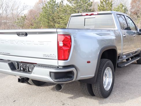 New 2026 Chevrolet Silverado 3500 High Country w/ High Country Premium Package image 5