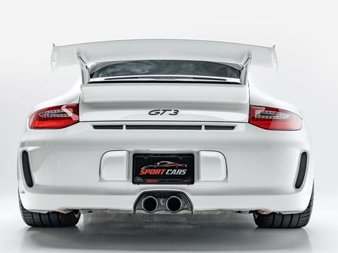 Used 2010 Porsche 911 GT3 RWD image 9