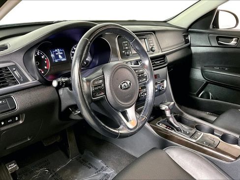Used 2016 Kia Optima EX image 12