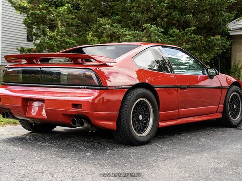 Used 1988 Pontiac Fiero GT RWD image 8