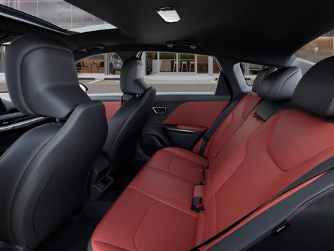 New 2026 Kia K4 GT-Line image 18