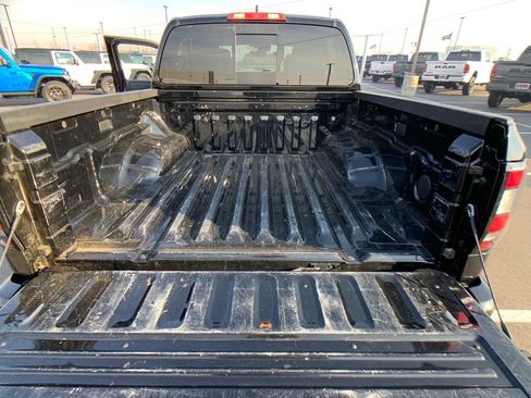 Used 2023 Nissan Frontier PRO-4X w/ Tow Package AWD/4WD image 25