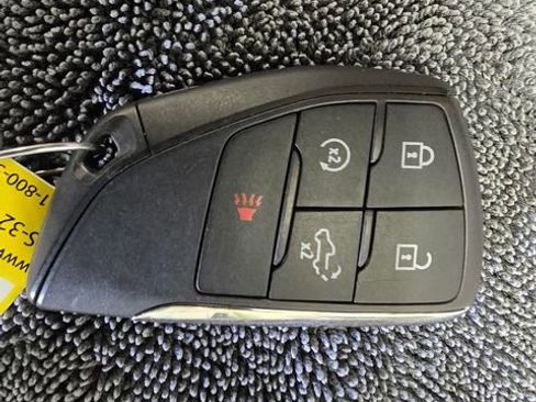 Used 2025 GMC Sierra 3500 Denali Ultimate image 37