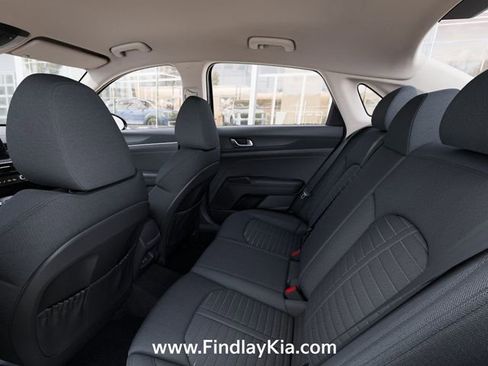 New 2026 Kia K5 LXS image 37