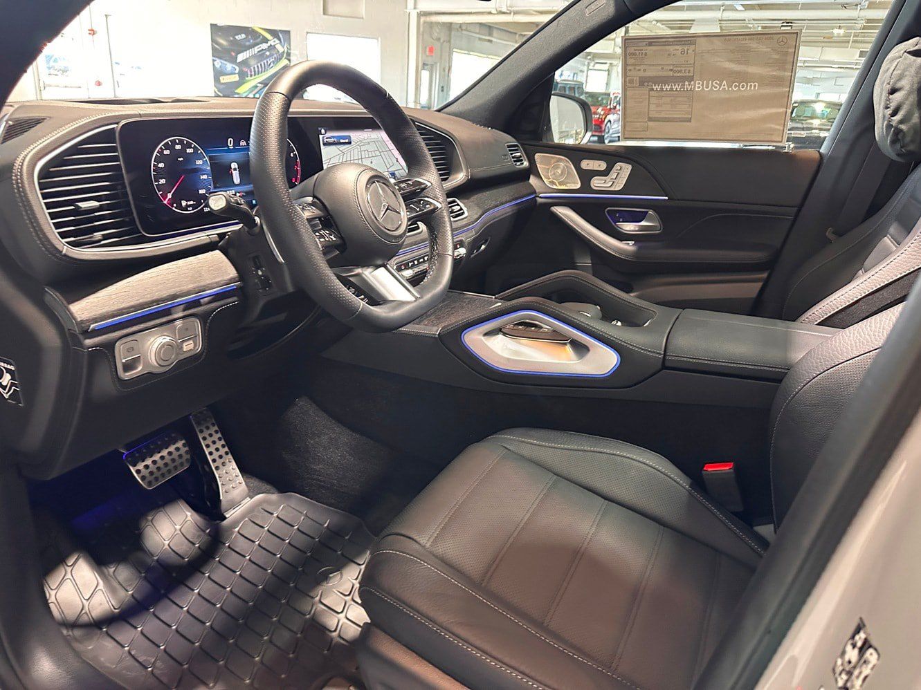Used 2026 Mercedes-Benz GLS 580 4MATIC image 7