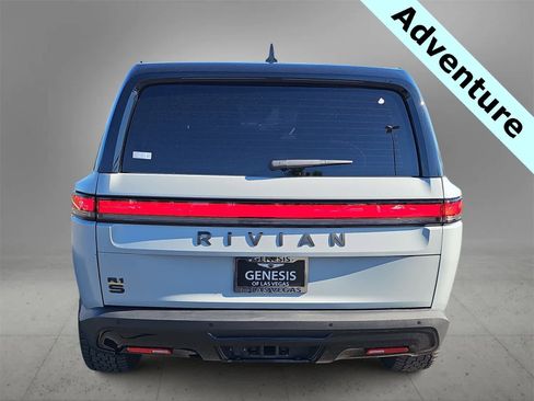 Used 2023 Rivian R1S Adventure image 7