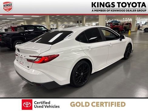 Certified 2025 Toyota Camry SE w/ Convenience Package image 5