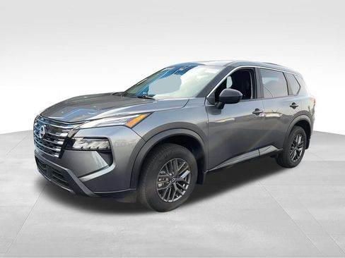 Used 2025 Nissan Rogue S FWD image 29