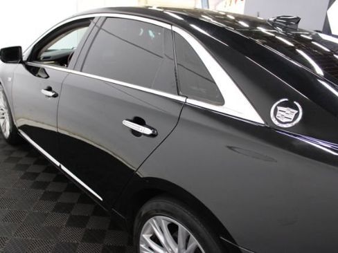 Used 2018 Cadillac XTS Luxury FWD image 10
