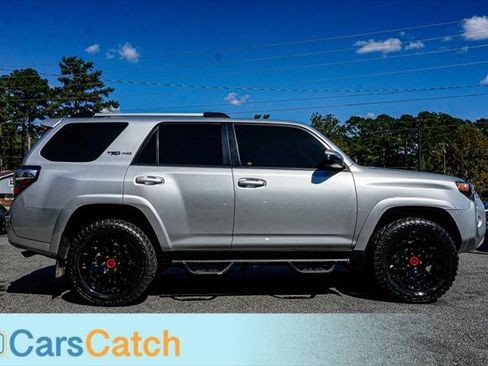 Used 2019 Toyota 4Runner SR5 image 9