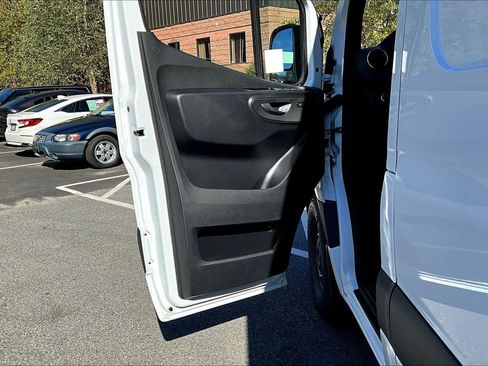 New 2026 Mercedes-Benz Sprinter 2500 image 11