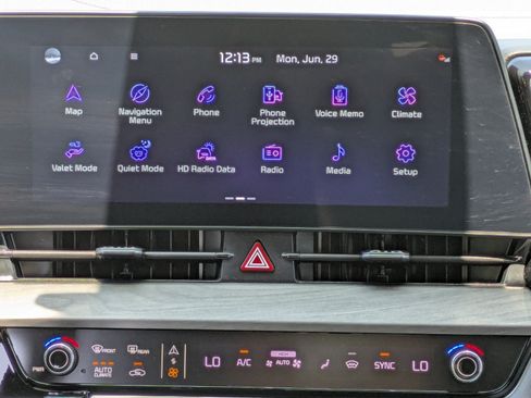 Certified 2025 Kia Sportage X-Pro Prestige AWD/4WD image 16