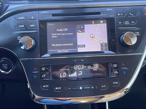 Used 2017 Toyota Avalon XLE Premium image 27