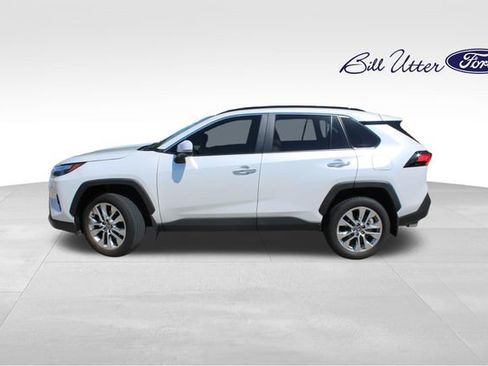 Used 2025 Toyota RAV4 Limited FWD image 8