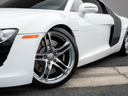 Used 2012 Audi R8 V8 AWD/4WD image 30