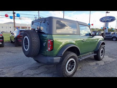 Certified 2022 Ford Bronco Outer Banks w/ Sasquatch Package AWD/4WD image 8