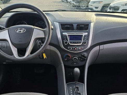 Used 2014 Hyundai Accent GLS image 12