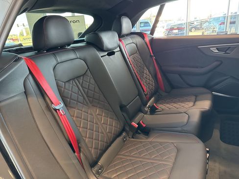 New 2026 Audi SQ8 Prestige image 44