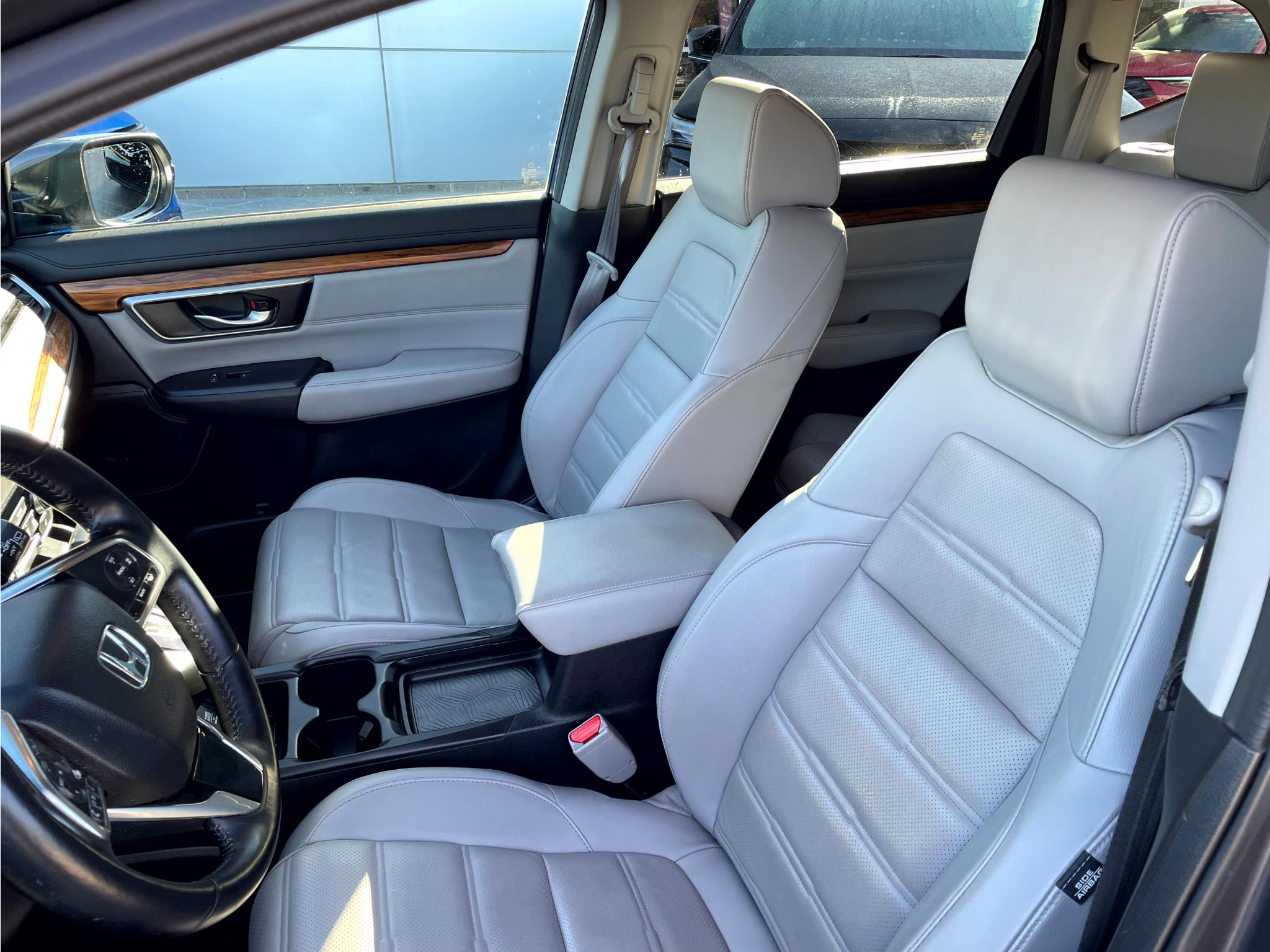 Used 2018 Honda CR-V Touring image 10