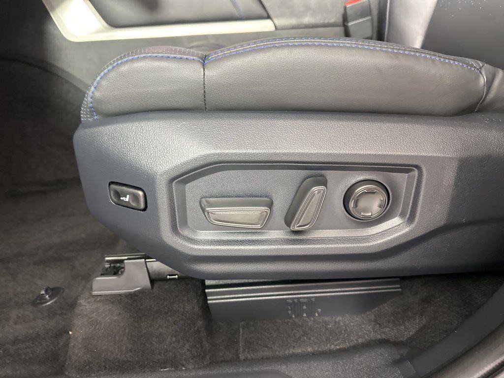 Used 2026 Toyota Sequoia Platinum AWD/4WD image 23