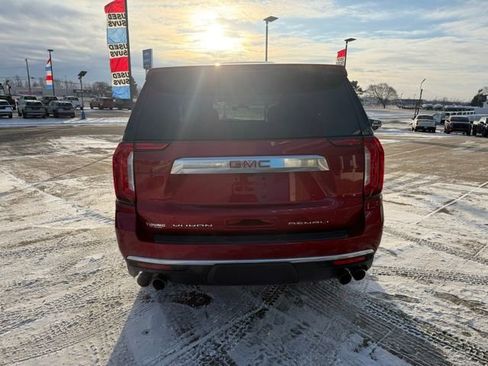 Used 2022 GMC Yukon Denali image 4