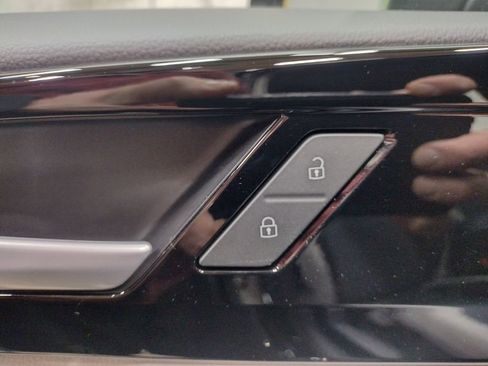 New 2026 Volkswagen Taos S image 19