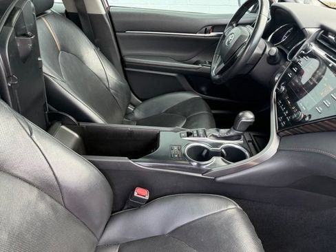 Used 2020 Toyota Camry XLE w/ Driver Assist Package FWD image 18
