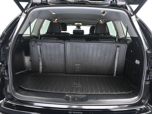 Used 2019 Toyota Highlander Plus AWD/4WD image 53