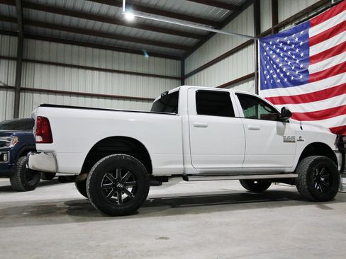 Used 2018 RAM 2500 Tradesman w/ Chrome Appearance Group AWD/4WD image 13