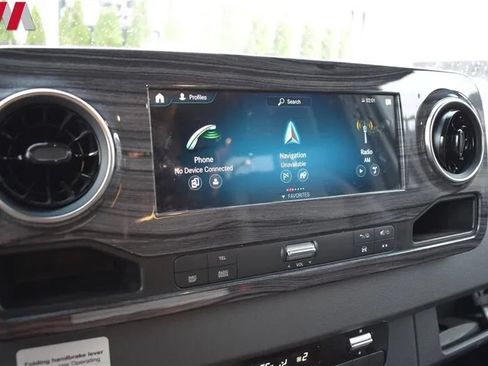 Used 2019 Mercedes-Benz Sprinter 170 image 22
