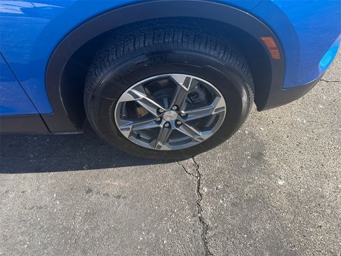 Certified 2025 Chevrolet Blazer LT image 30