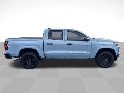Used 2025 Chevrolet Colorado W/T w/ WT Custom Package RWD image 4