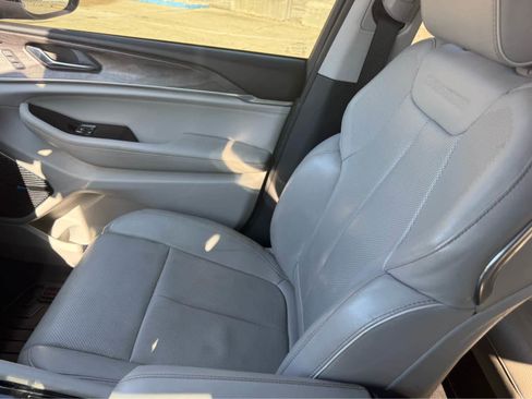 Used 2021 Jeep Grand Cherokee L Overland w/ Luxury Tech Group IV image 30