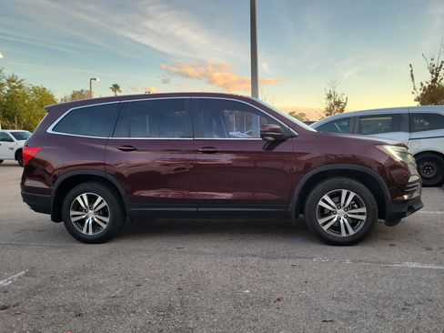 Used 2017 Honda Pilot EX-L image 2