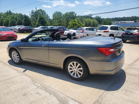 Used 2012 Chrysler 200 Touring FWD image 8