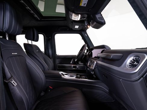 Used 2025 Mercedes-Benz G 63 AMG 4MATIC image 16