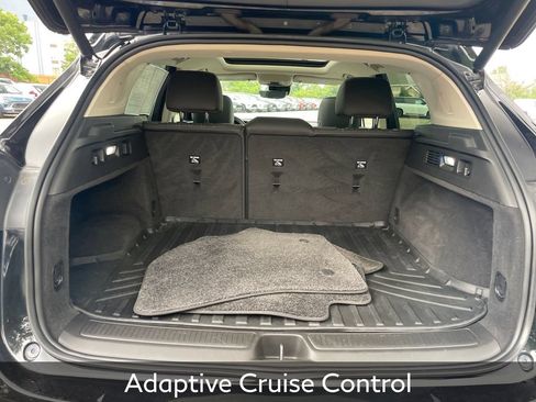 Used 2022 Buick Envision Avenir w/ Technology Package II FWD image 10