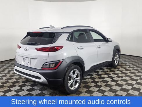Used 2022 Hyundai Kona SEL image 9