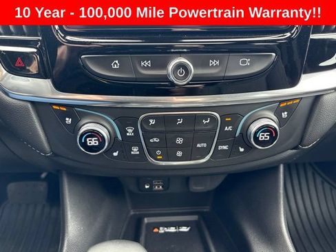 Used 2023 Chevrolet Traverse Premier AWD/4WD image 40