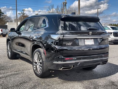 Used 2025 Buick Enclave Avenir w/ Super Cruise Package image 6