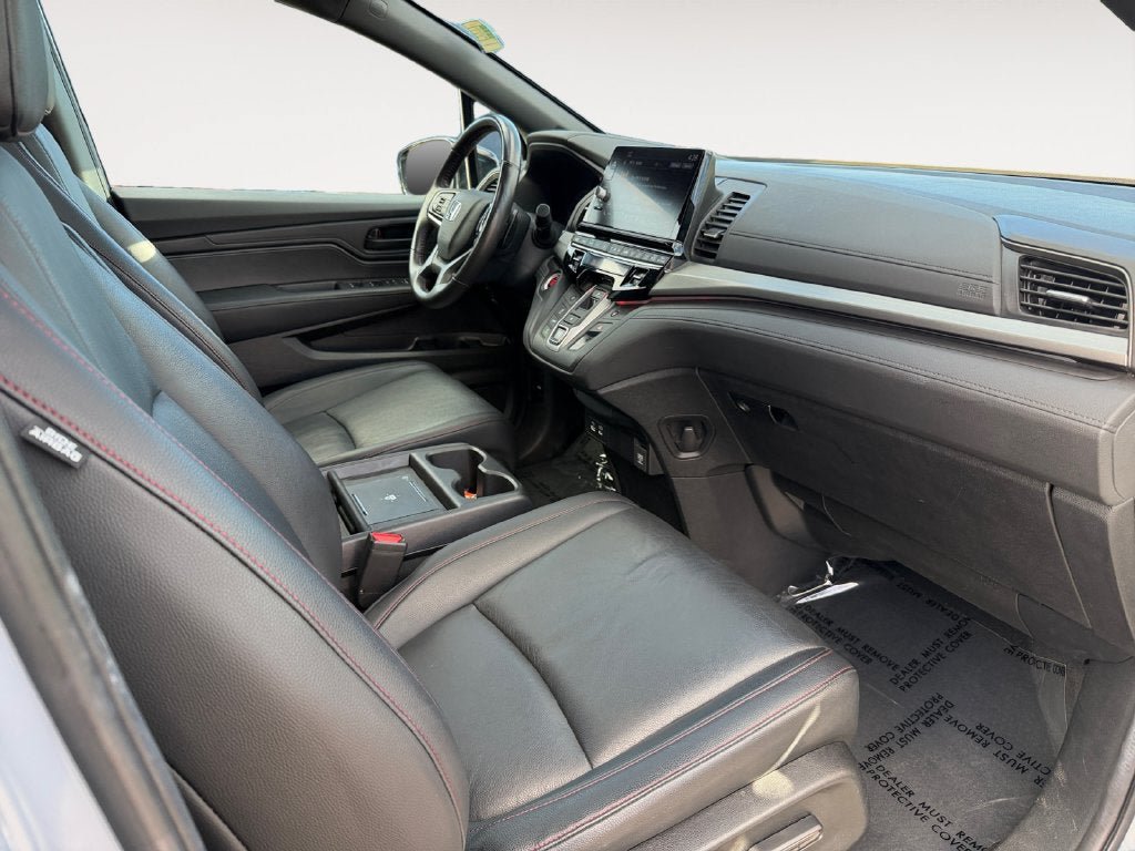 Used 2025 Honda Odyssey Sport-L image 26