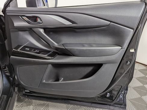 Used 2023 MAZDA CX-9 Touring image 17